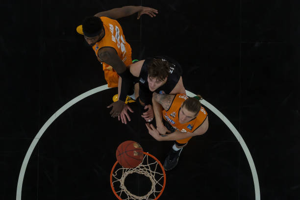 而在连续几 而在连续几