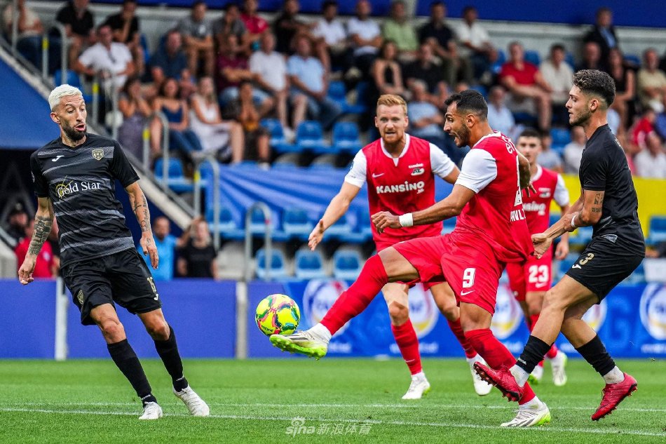 球队迎来了 球队迎来了