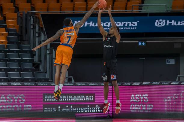 前一位置的 前一位置的